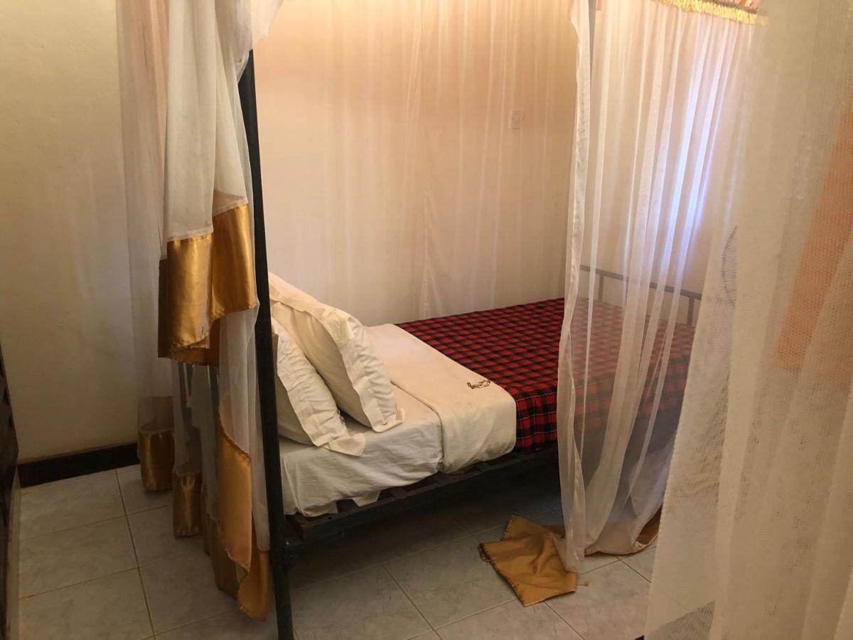 Impala Safari Lodge Voi Kültér fotó