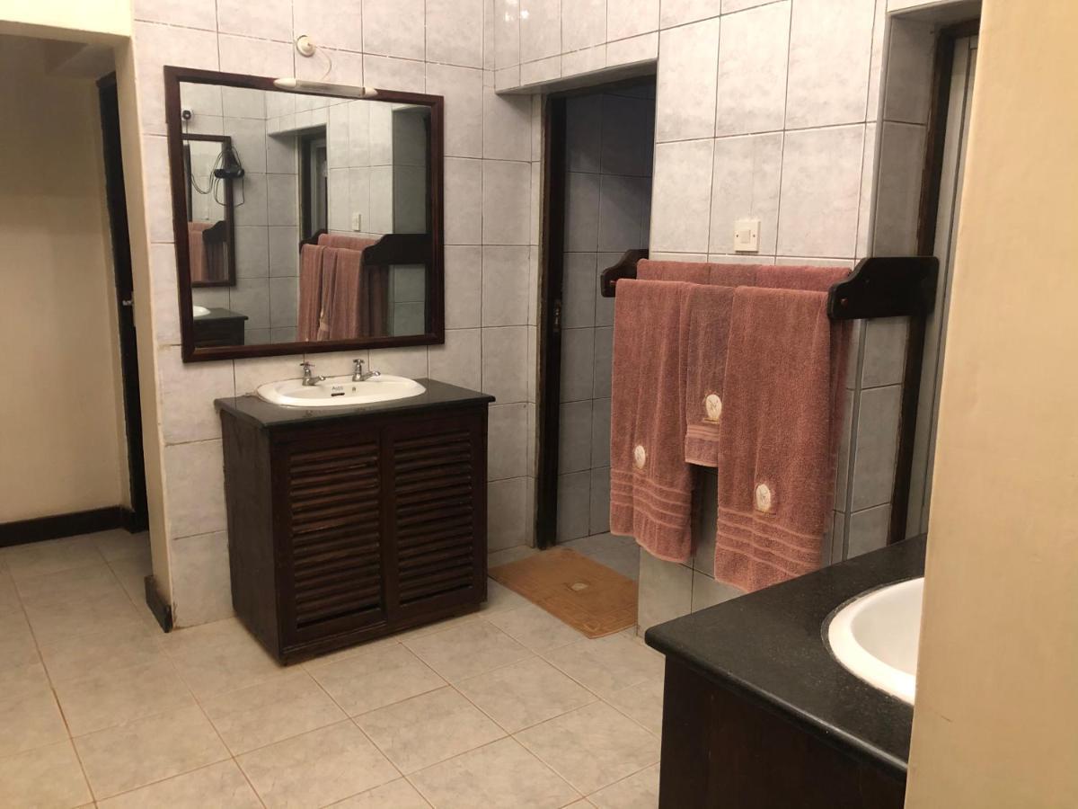Impala Safari Lodge Voi Kültér fotó