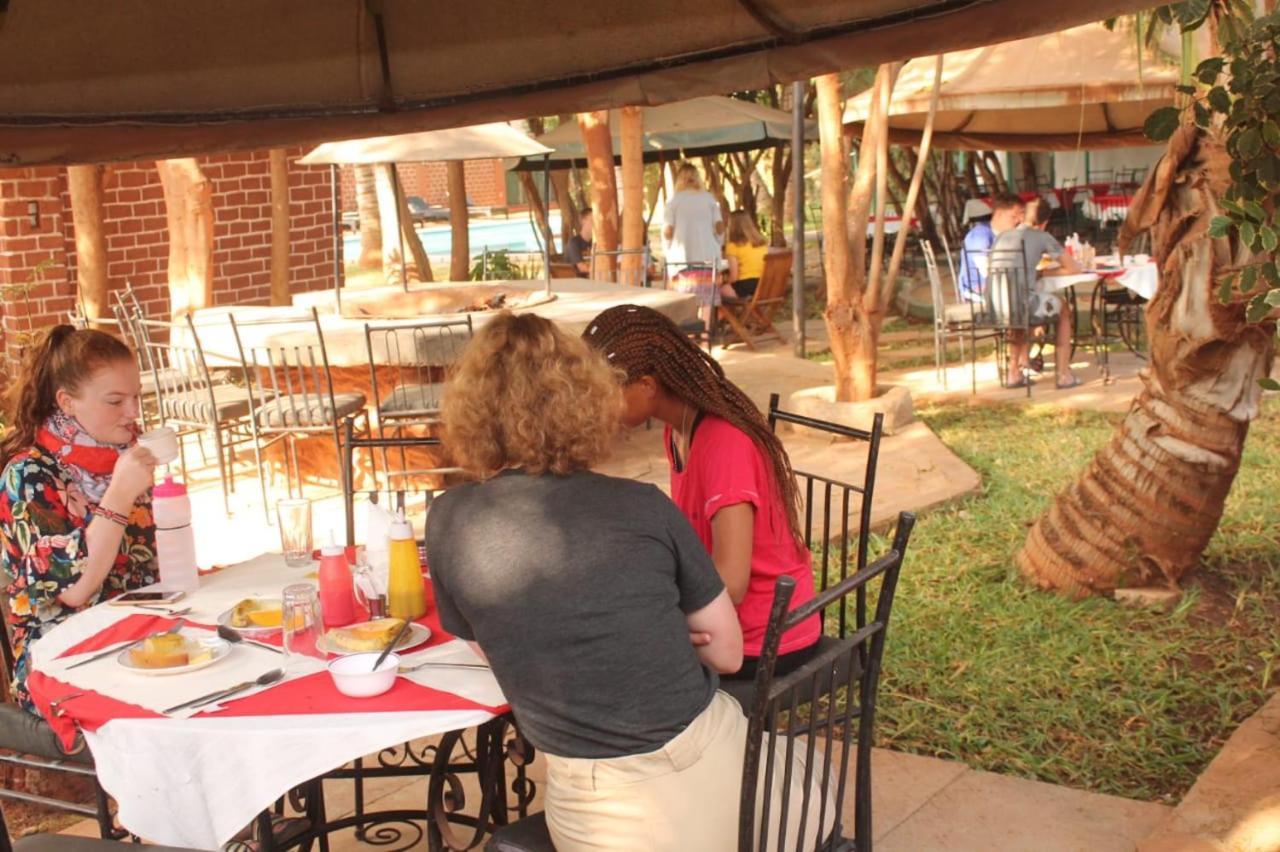 Impala Safari Lodge Voi Kültér fotó