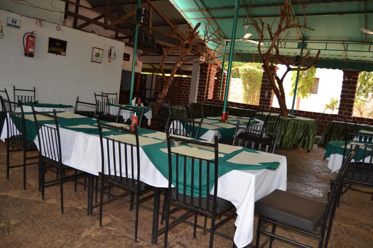 Impala Safari Lodge Voi Kültér fotó